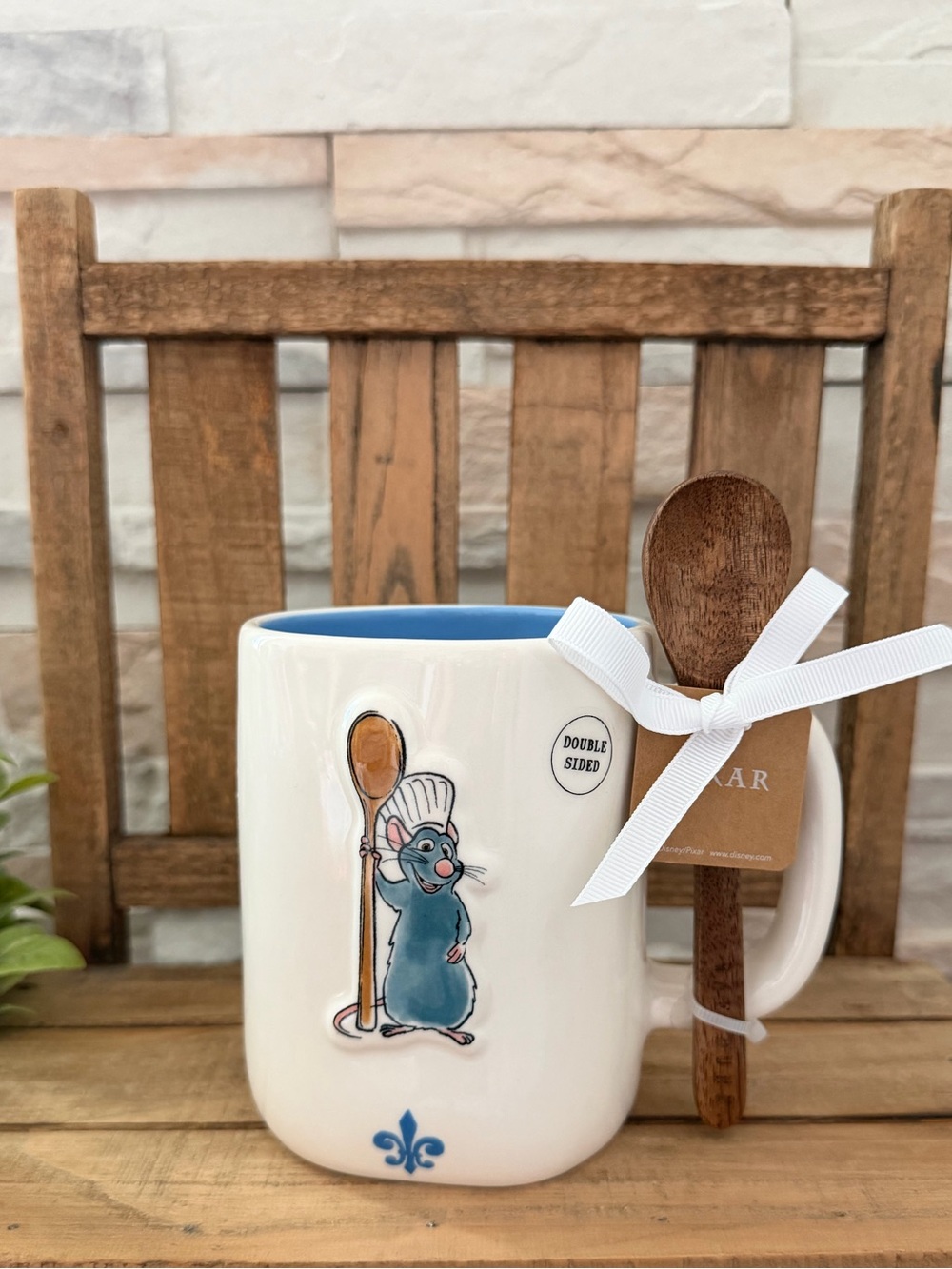 🆕 Rae Dunn | Ratatouille "OUI, CHEF" Mug with a Wooden Spoon!